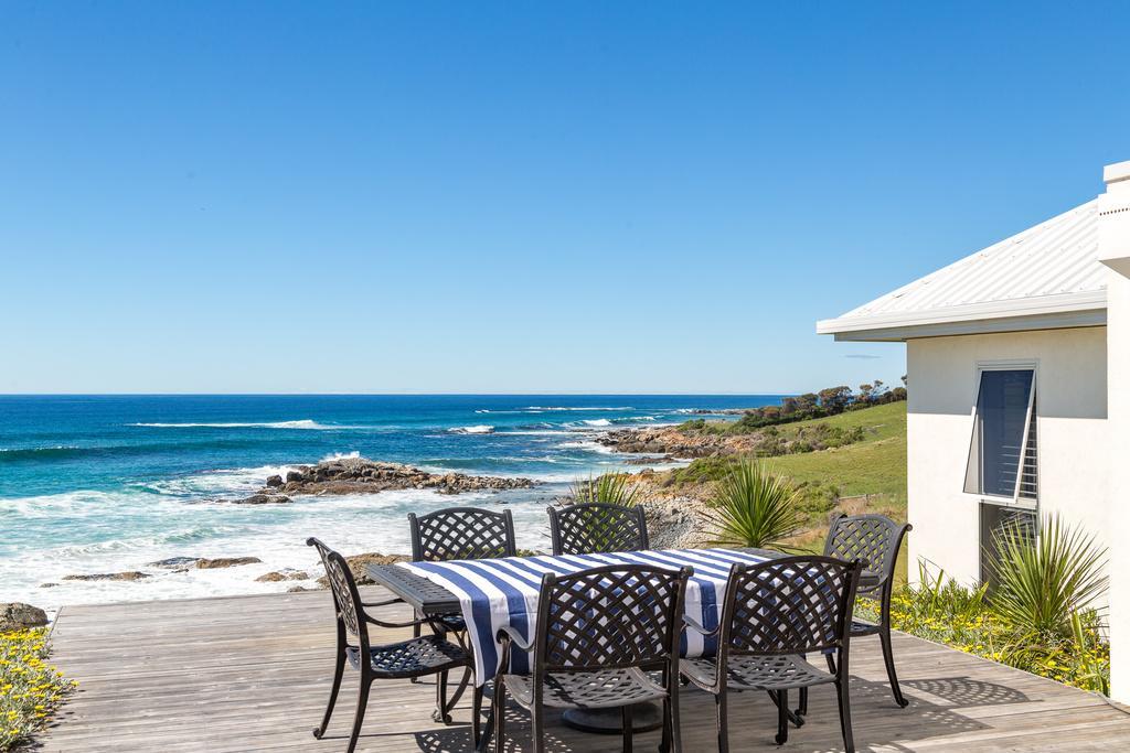 Saltwater - Absolute Oceanfront, Fire Pits, Some Villas With Hot Tubs And Sauna Falmouth Экстерьер фото