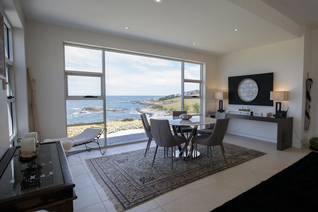 Saltwater - Absolute Oceanfront, Fire Pits, Some Villas With Hot Tubs And Sauna Falmouth Экстерьер фото