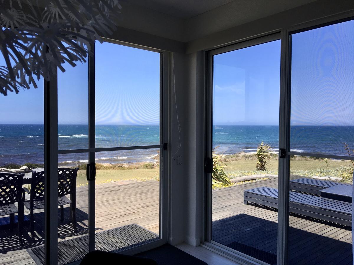 Saltwater - Absolute Oceanfront, Fire Pits, Some Villas With Hot Tubs And Sauna Falmouth Экстерьер фото